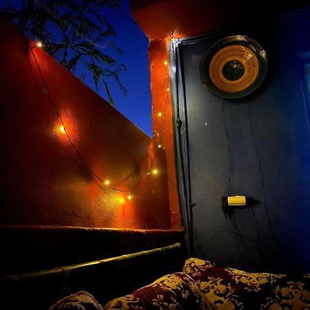 Dar El Pirata Hostel 艾西拉 外观 照片