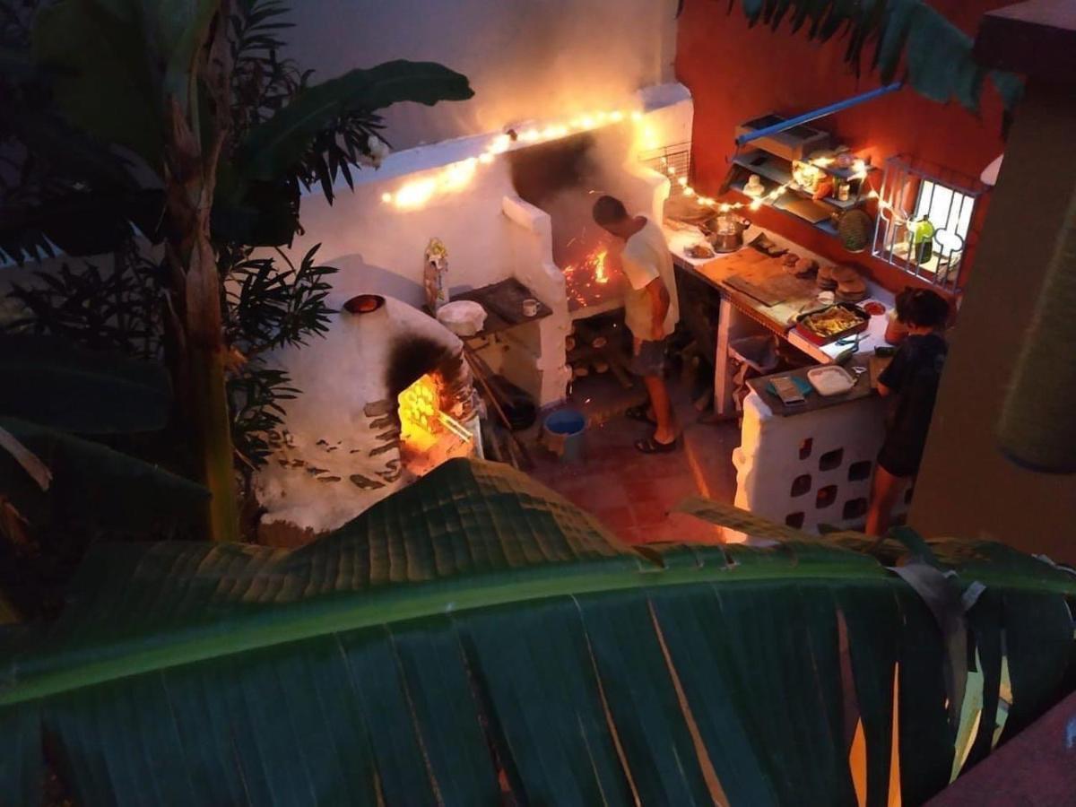 Dar El Pirata Hostel 艾西拉 外观 照片