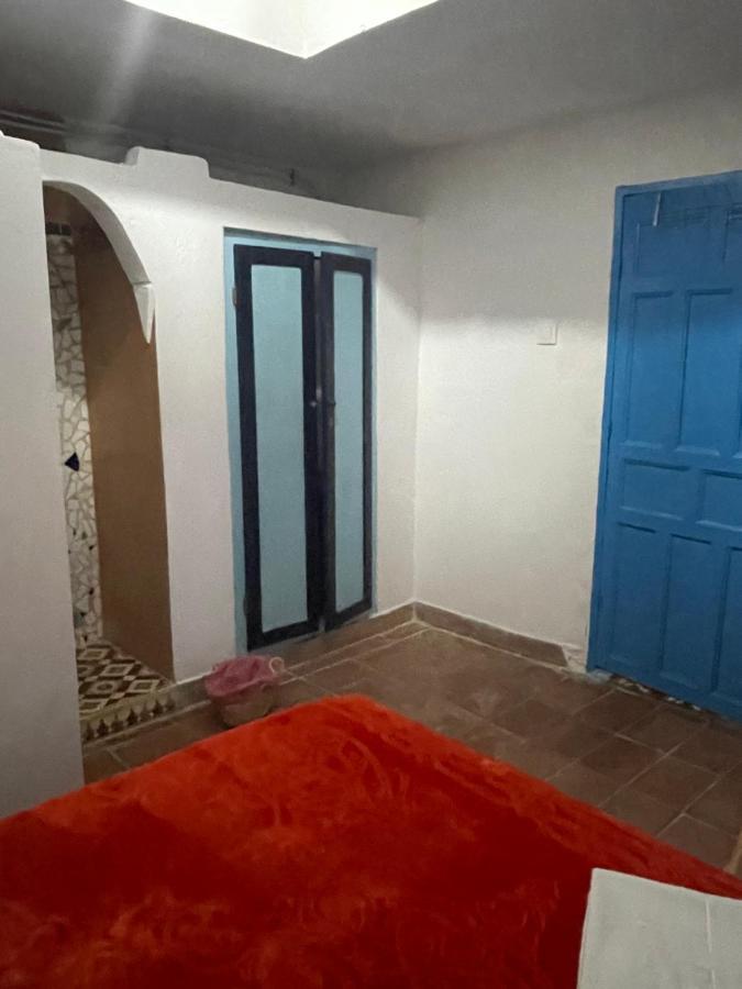 Dar El Pirata Hostel 艾西拉 外观 照片